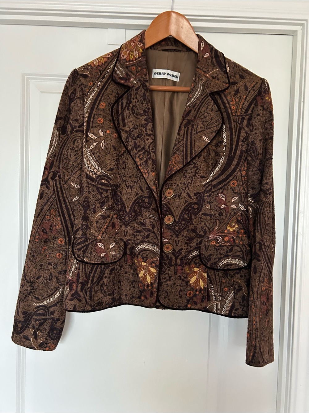 Women's Brown Paisley Pattern Jacket
